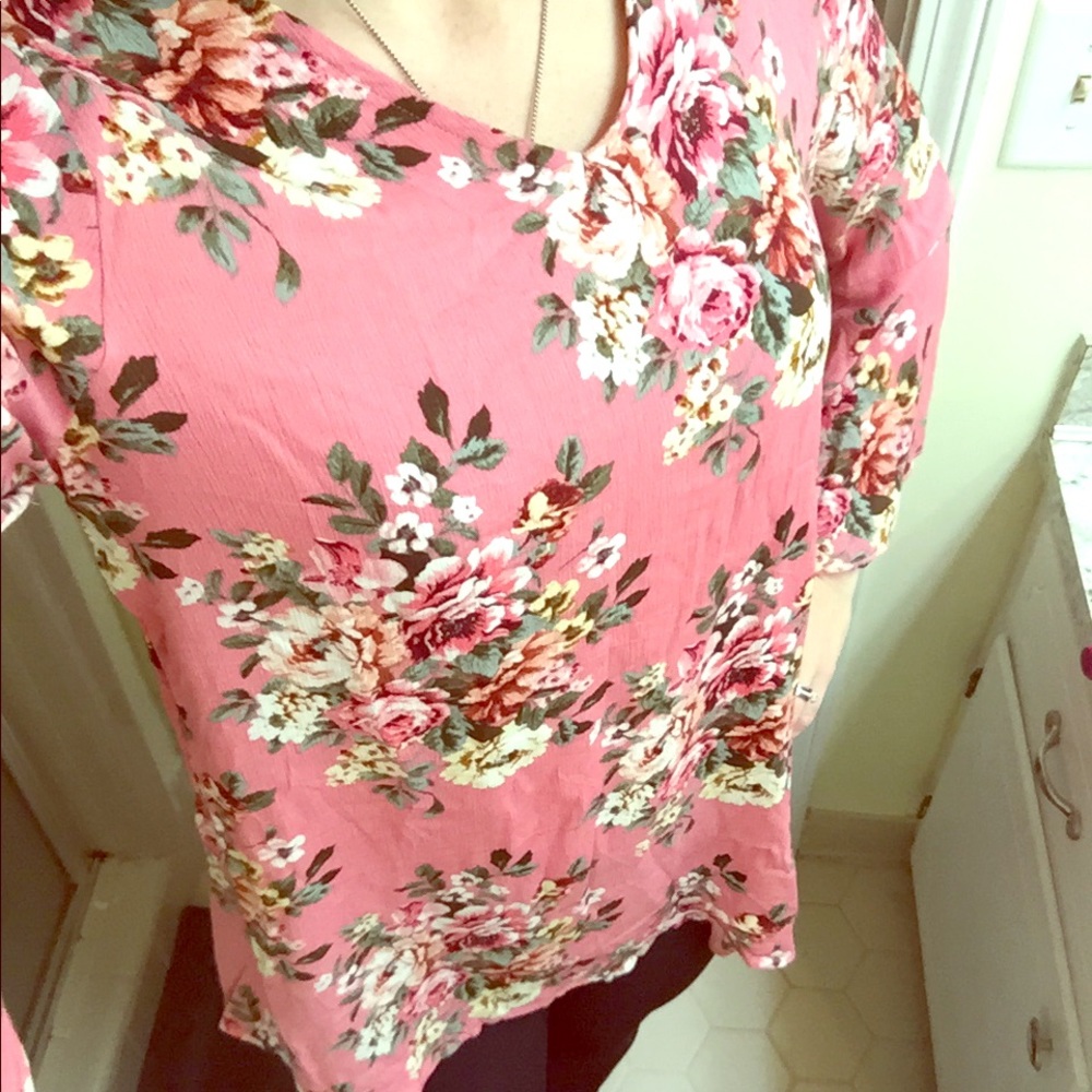 Pink floral boutique top